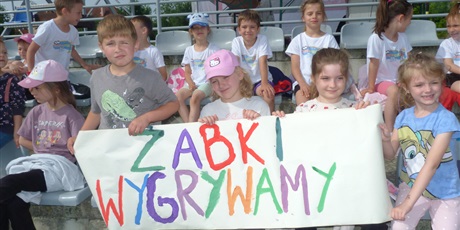 Powiększ grafikę: zwyciesto-zabek-w-finale-gdanskiej-spartakiady-przedszkolaka-700828.jpg