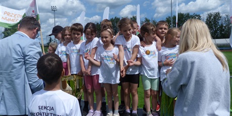 Powiększ grafikę: zwyciesto-zabek-w-finale-gdanskiej-spartakiady-przedszkolaka-700853.jpg