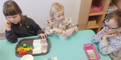 Powiększ grafikę: A tymczasem w grupie Sówek 