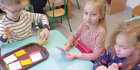 Powiększ grafikę: A tymczasem w grupie Sówek 