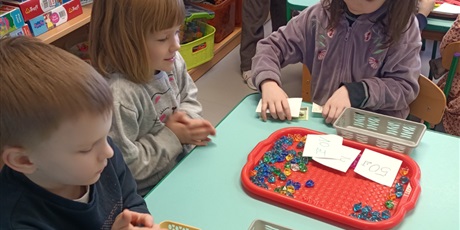 Powiększ grafikę: A tymczasem w grupie Sówek 