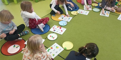 Powiększ grafikę: A tymczasem w grupie Sówek 