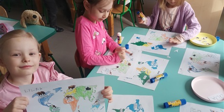 Powiększ grafikę: A tymczasem w grupie Sówek 