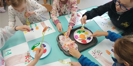 Powiększ grafikę: A tymczasem w grupie Sówek 