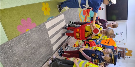 Powiększ grafikę: Autochodzik