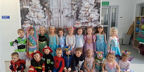 Powiększ grafikę: BAL KARNAWAŁOWY