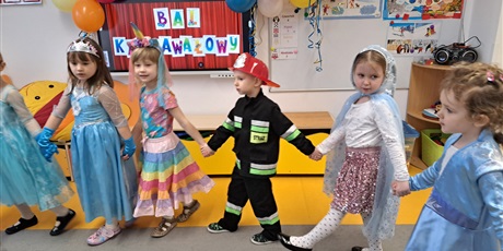 Powiększ grafikę: BAL KARNAWAŁOWY