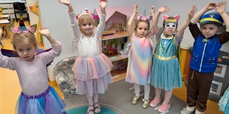 Powiększ grafikę: BAL KARNAWAŁOWY