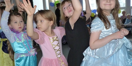 Powiększ grafikę: BAL KARNAWAŁOWY