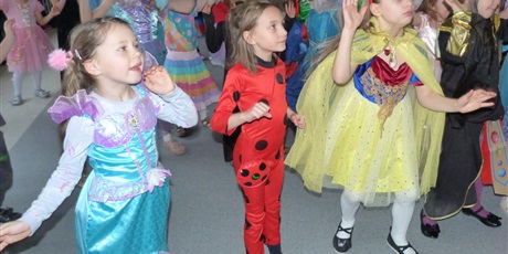 Powiększ grafikę: BAL KARNAWAŁOWY