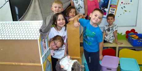 Powiększ grafikę: BAWIMY SIĘ