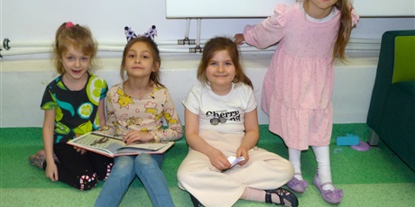 Powiększ grafikę: BAWIMY SIĘ