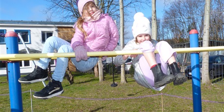 Powiększ grafikę: BAWIMY SIĘ W OGRODZIE