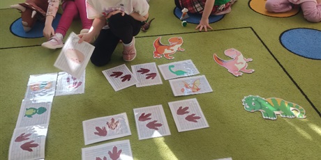 Powiększ grafikę: Dzień Dinozaura