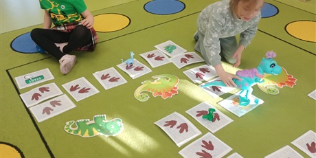 Powiększ grafikę: Dzień Dinozaura