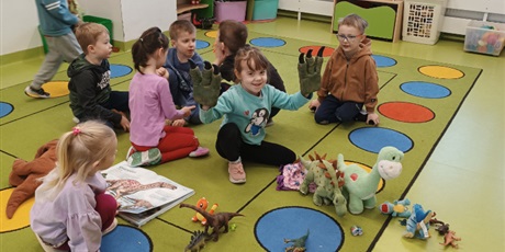 Powiększ grafikę: Dzień Dinozaura