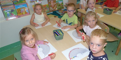 Powiększ grafikę: DZIEŃ KROPKI