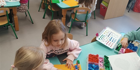 Powiększ grafikę: Dzień  LEGO