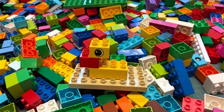 Powiększ grafikę: Dzień Lego