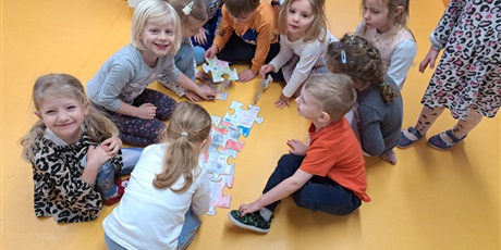 Powiększ grafikę: Dzień puzzli