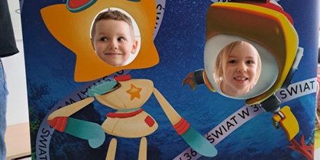 Powiększ grafikę: KINO SFERYCZNE