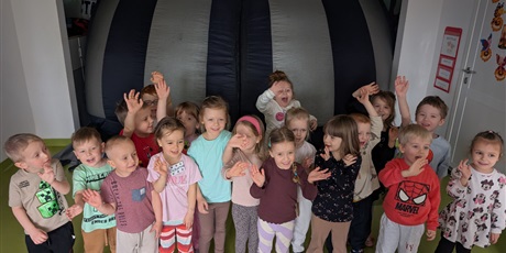 Powiększ grafikę: Kino sferyczne