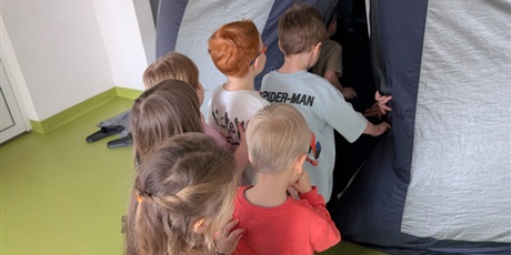 Powiększ grafikę: Kino sferyczne