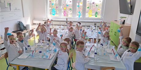 Powiększ grafikę: LABORATORIUM KRYSZTAŁÓW