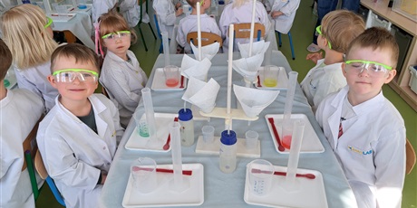 Powiększ grafikę: LABORATORIUM KRYSZTAŁÓW