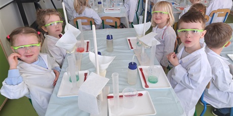 Powiększ grafikę: LABORATORIUM KRYSZTAŁÓW