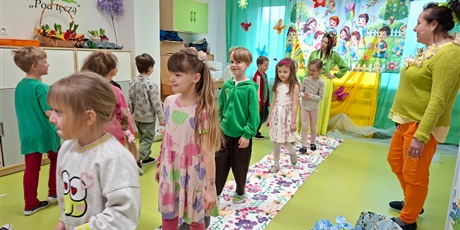 Powiększ grafikę: Pierwszy Dzień Wiosny