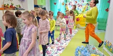 Powiększ grafikę: Pierwszy Dzień Wiosny