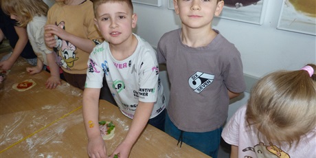 Powiększ grafikę: PIZZA