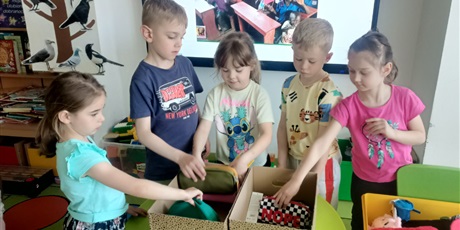 Powiększ grafikę: Pomagamy dzieciom z Afryki