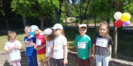 Powiększ grafikę: Przedszkolne bieganie czyli akcja "Sprintem do maratonu"