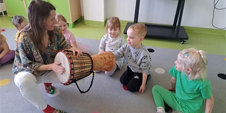 Powiększ grafikę: RYTMIKA