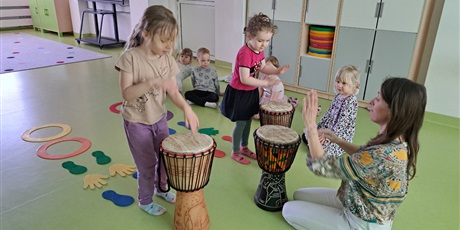 Powiększ grafikę: RYTMIKA