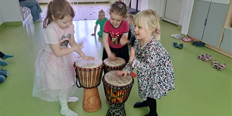 Powiększ grafikę: RYTMIKA