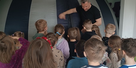 Powiększ grafikę: Kino sferyczne