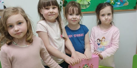 Powiększ grafikę: Sówki listy piszą do podopiecznych Domu Pomocy Społecznej w Elblągu 