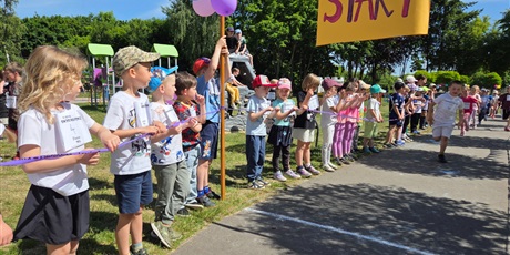 Powiększ grafikę: Sprintem do maratonu i gry terenowe