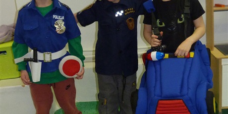 Powiększ grafikę: STRAŻ MIEJSKA - AUTOCHODZIK