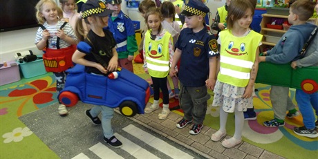 Powiększ grafikę: STRAŻ MIEJSKA - AUTOCHODZIK