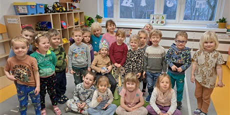 Powiększ grafikę: Urodzinki w grupie