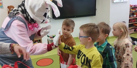 Powiększ grafikę: Wielkanoc u Sówek 