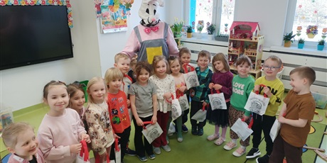 Powiększ grafikę: Wielkanoc u Sówek 