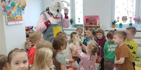 Powiększ grafikę: Wielkanoc u Sówek 