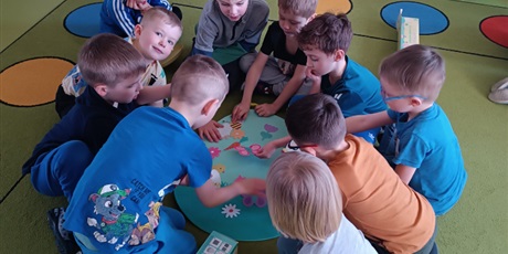 Powiększ grafikę: Wielkanoc u Sówek 