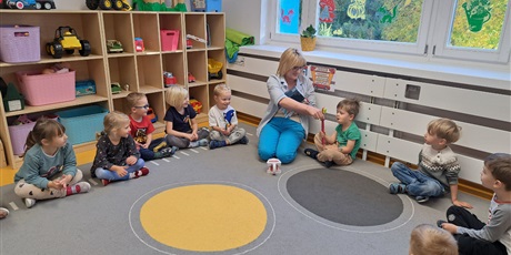 Powiększ grafikę:  Z życia przedszkola